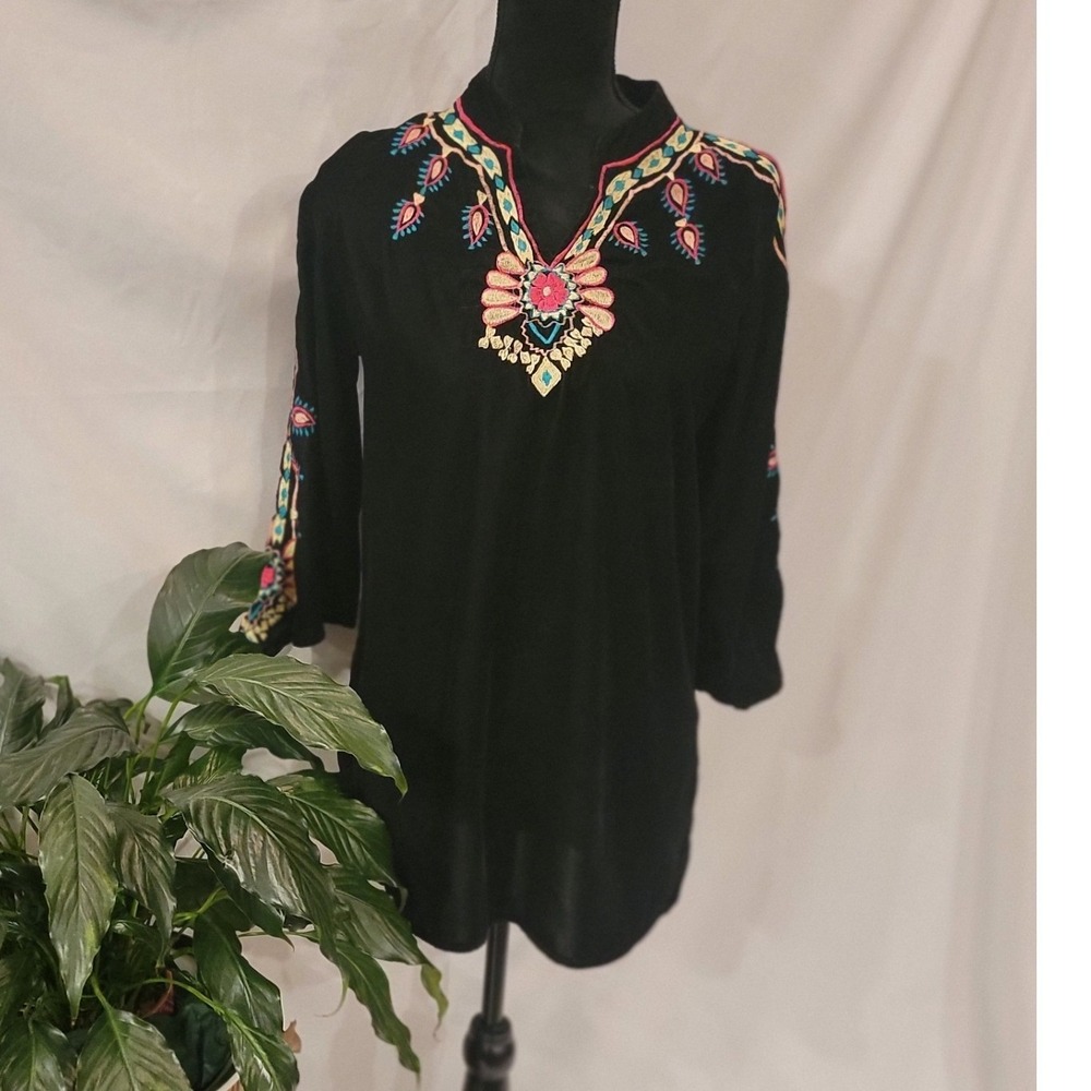 A&A‎ Black Embroidered Boho Tunic Top 3/4 Sleeve Viscose Split Neck Small